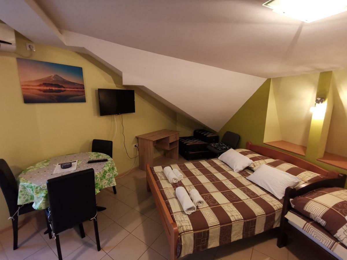 Apartments Popovic Beograd Phòng bức ảnh
